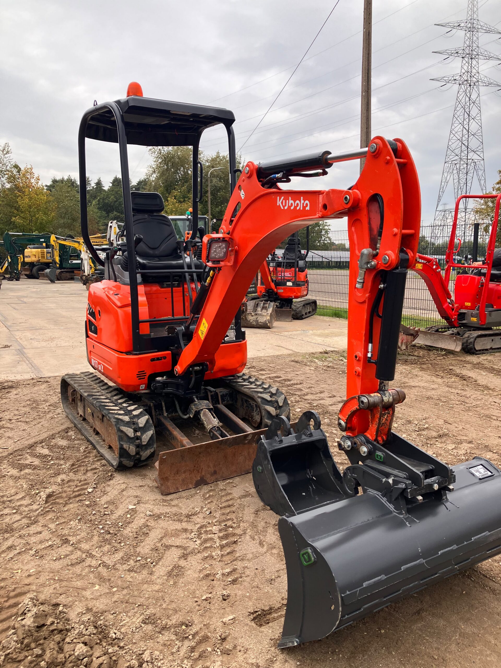 Kubota U17-3